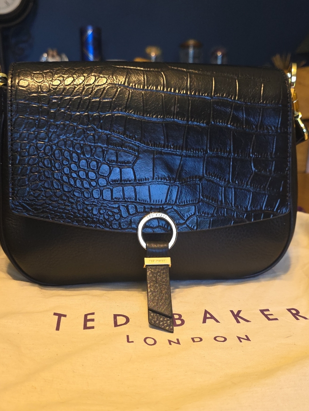Ted Baker Jjolie Black Leather Crossbody Bag with Gold Chain With Dust Bag - Picture 2 of 16